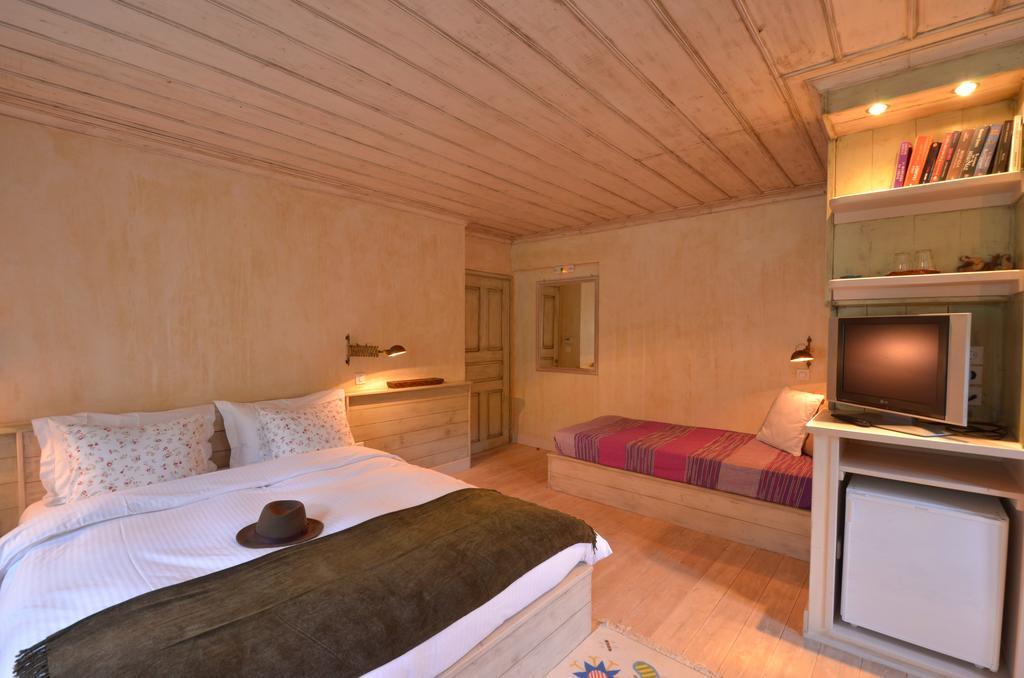 Papaevangelou Hotel Papingo Extérieur photo