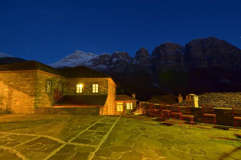 Papaevangelou Hotel Papingo Extérieur photo
